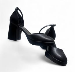 Black Chunky Heels