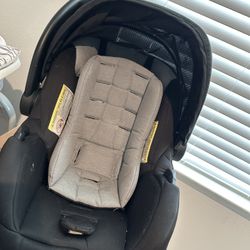 Evenflo Car seat And Base