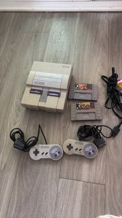 Super Nintendo SNES Console Bundle with Games