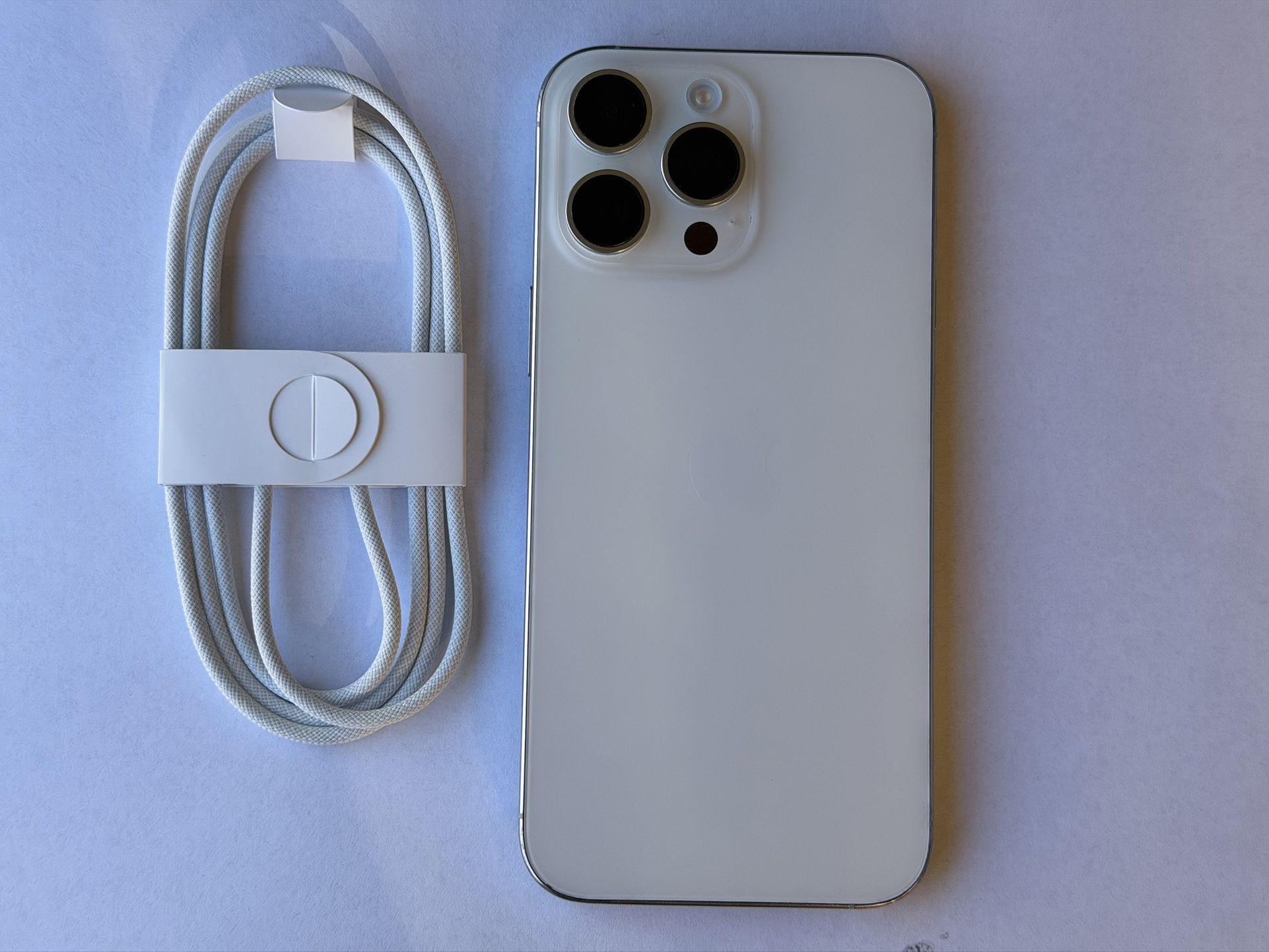 Apple iPhone 16 Pro Max - 256GB - Unlocked - AppleCare Warranty 