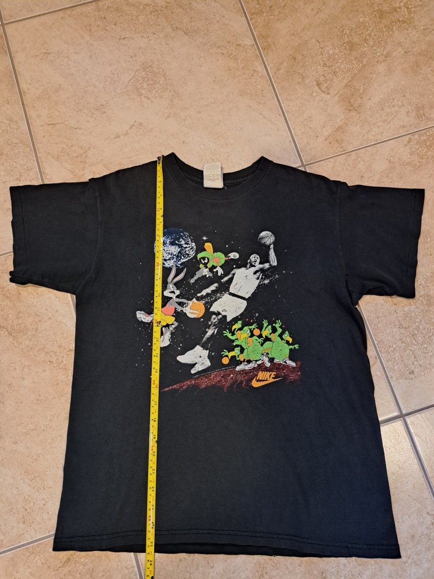 Nike Jordan Looney Tunes Space Jam 90's T Shirt