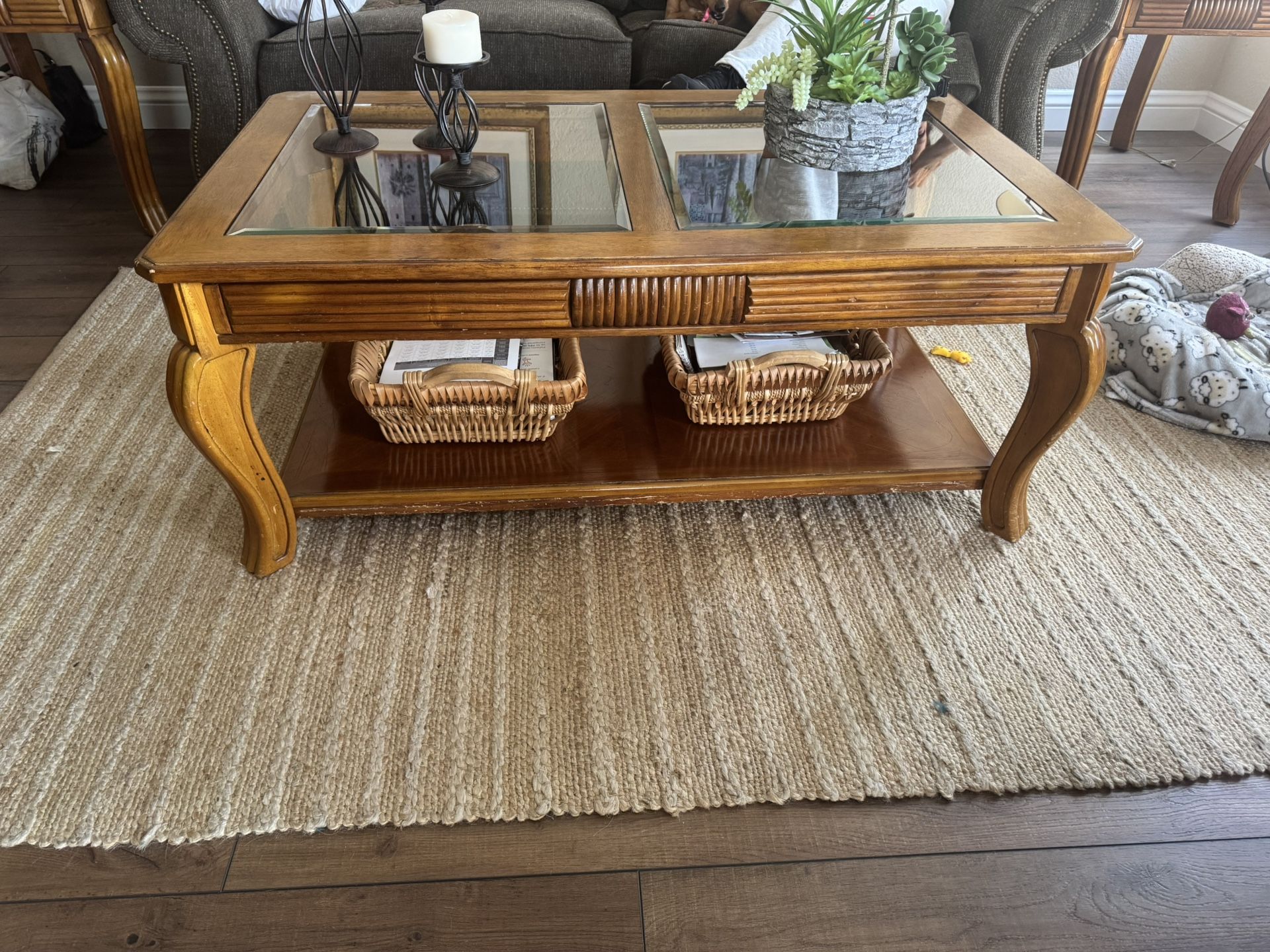 coffee table and 2 end tables