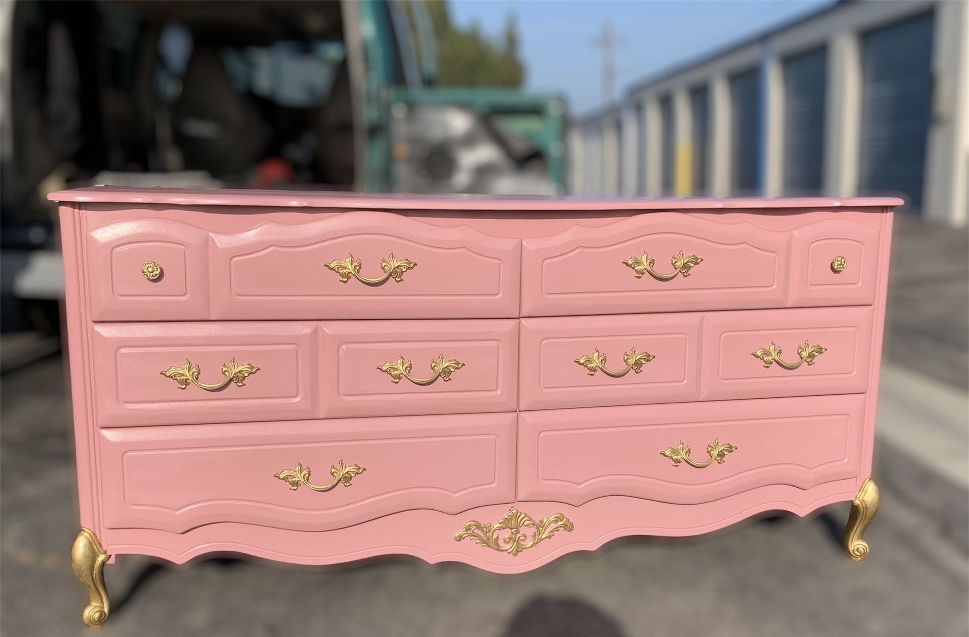 Pink 6 drawer Dresser