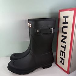 New Hunter Women’s Original Short Rubber Waterproof Boot - Black- size 6/ 7/ 8/ 9/ 10