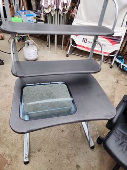 Computer desk + chair