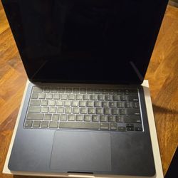 Macbook AIR 2022