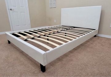 Brand new White Queen Bed