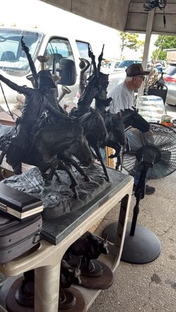 Escultura debronce