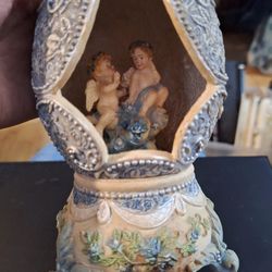 Pearl Resin Egg Shapped Music Box