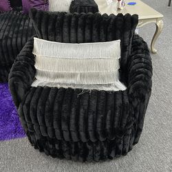 Black soft coudarade swivel chair