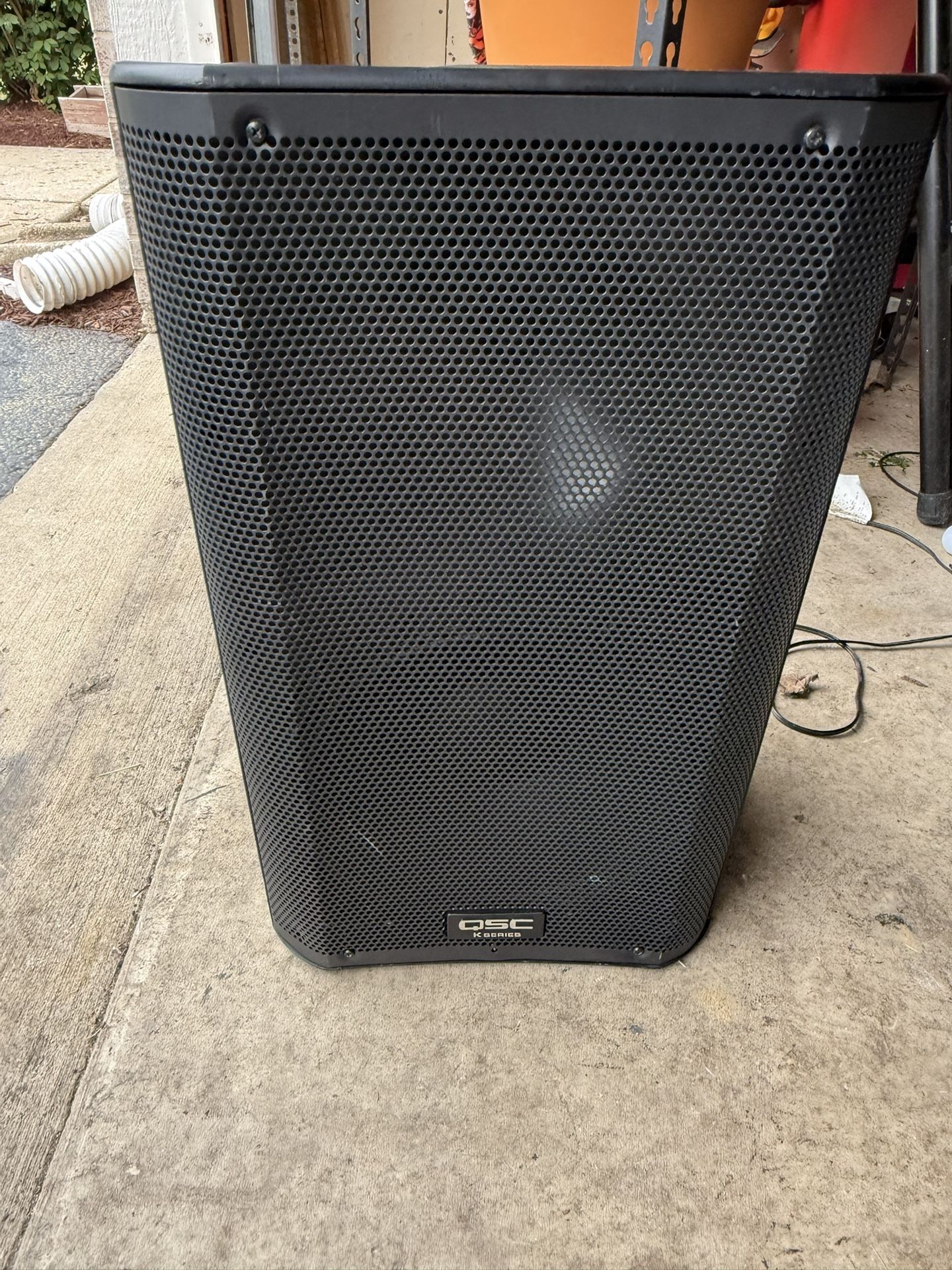 Qsc K12 1000wt Speaker