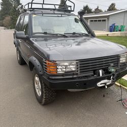 Selling my Range Rover P38. Runs and drives and has been set up for overland/off-road use.