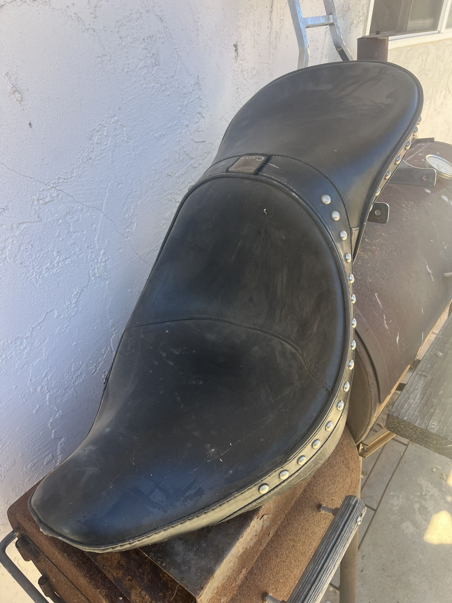 96 Heritage Harley Davidso Seat Sizzy Bar