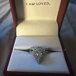 Pear Engagement Ring VS1 Carat 0.72 