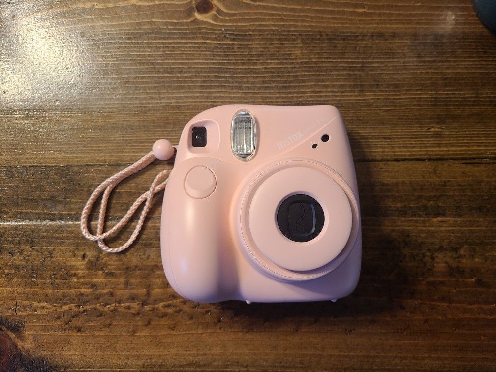 Instax Mini 7+ Pink Pre Owned Like New