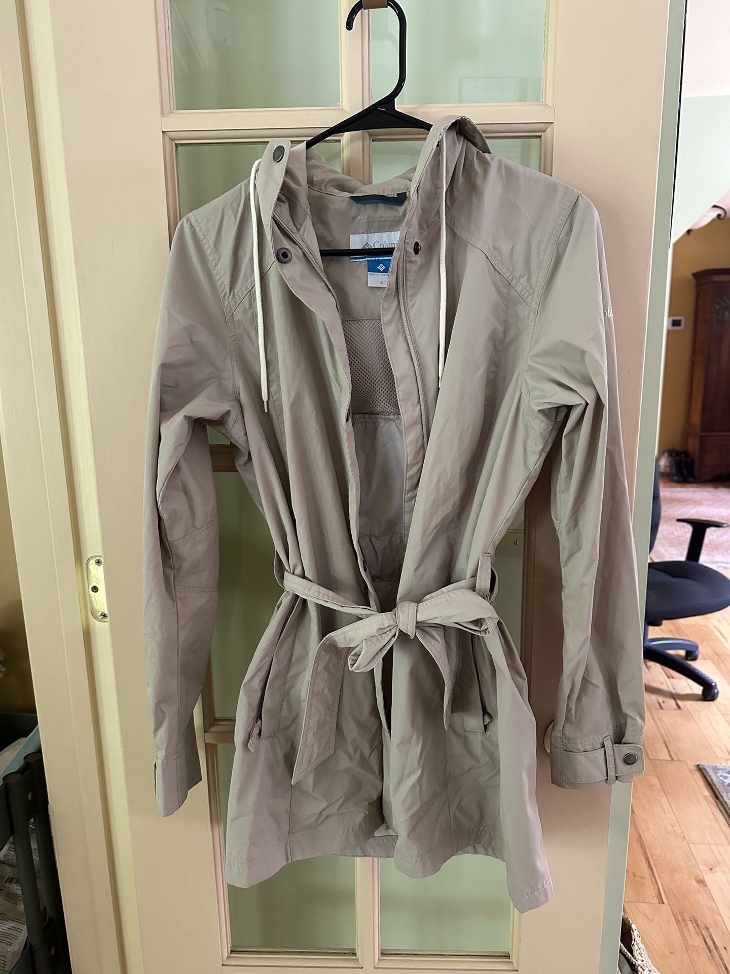Small Columbia Raincoat