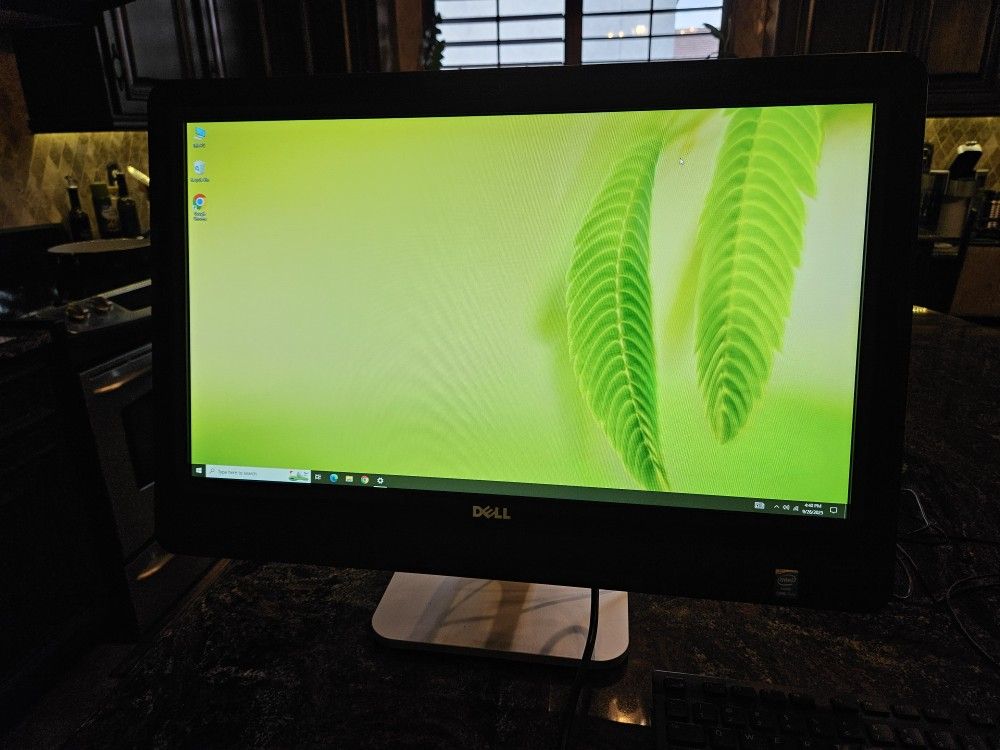 23" All-in-One PC Desktop Computer Windows 10 240 GB SSD DVD drive, WIFI, Intel Core i7-4770 3.1GHz