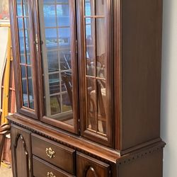 Wooden Dining Room Set 