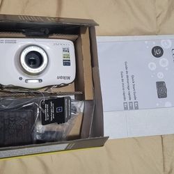 Nikon Coolpixw100 Camera