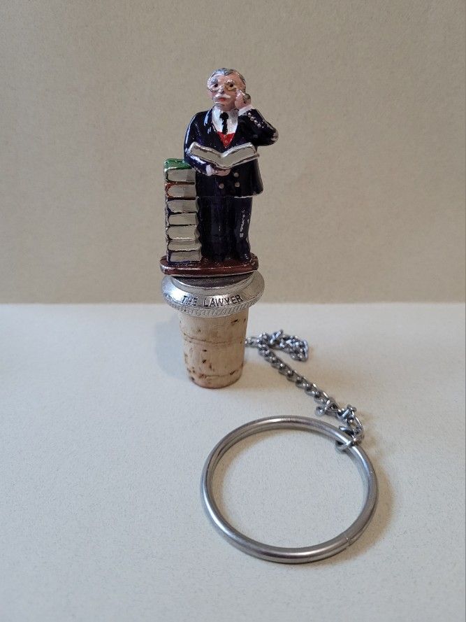 VTG  Pewter Wine Bottle Stopper Cork With Ring & Chain Lawyer Professor Figure.

