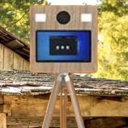 DSLR Photo Booth  Wood Color 