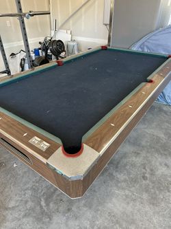 Full Size Pool Table