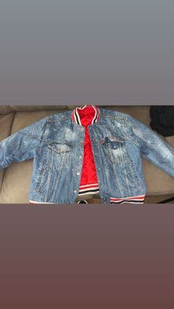 Levi’s Women’s Reversible Jean Jacket 