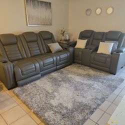 Backtrack Power Reclining Living Room Set In Gray

