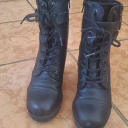 Black Boots Size 6 