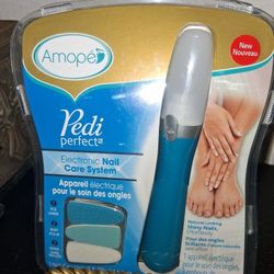 Amopr  Pedi Perfect  Electranic  Nail Care System