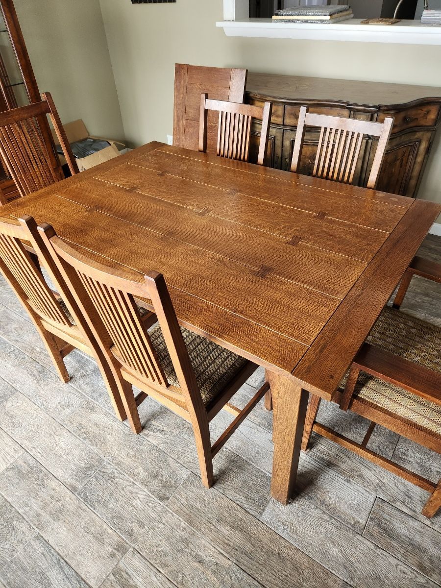 Stickley Dining Room Table And Chairs for Sale in Enfield, CT OfferUp