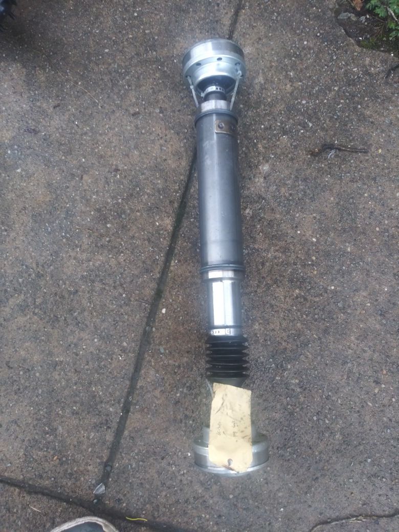 Short drive shaft