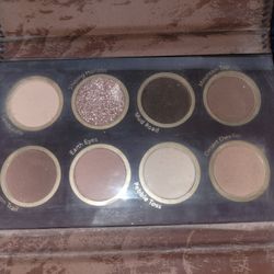3 PALLETS 
