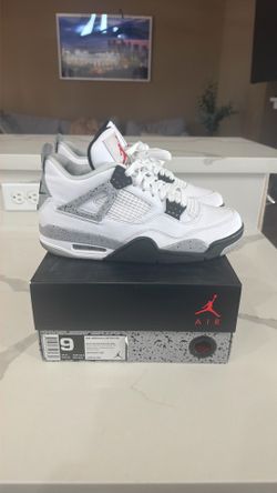 Jordan 4 White Cement (2016) Size 9 Used