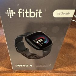 Fitbit Versa 4 Fitness Smartwatch Black