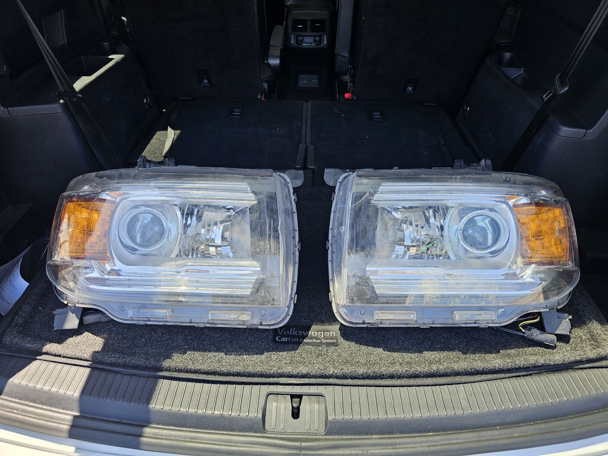 2021 Canyon At4  Headlights 