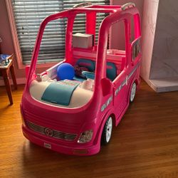 Barbie Van