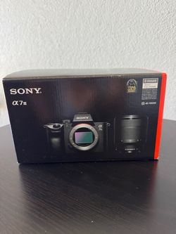 Sony a7 III Mirrorless Camera w FE 28-70mm f/3.5-5.6 Zoom Lens