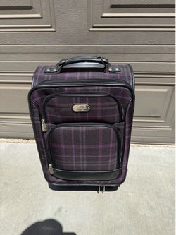 Luggage carry on Jessica Simpson