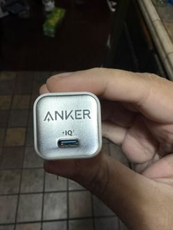 selling anker 30w usb c adapter with cord