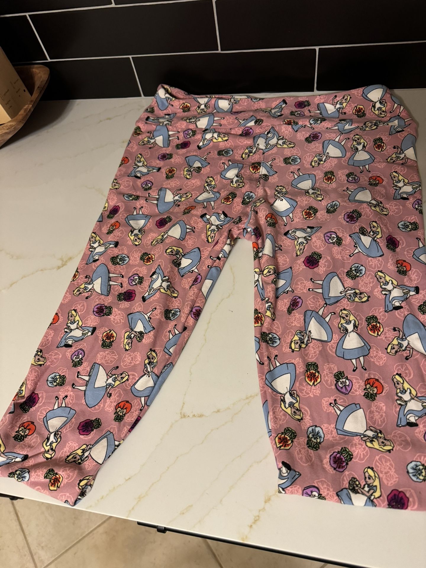  LuLaRoe x Disney TC2 (16-28) Blue Alice in Wonderland Rabbit Hole Leggings