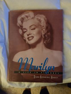 Marilyn Book