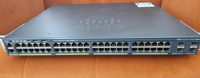 250 Cisco  Switches - Bulk Lot - $3900 OBO
