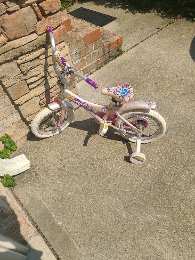 Giggles Kids Bike