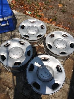 F150 17in. Rim cap screw nut bolts