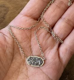 Kendra Scott Necklace