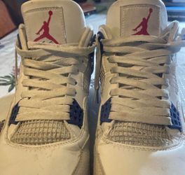 Jordan 4 SB navy’s