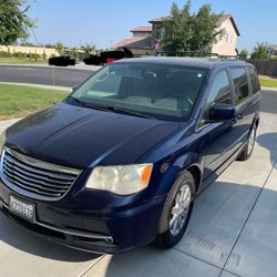 2013 Chrysler Town & Country