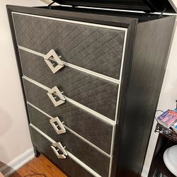 Queen Size Black Bedroom Set