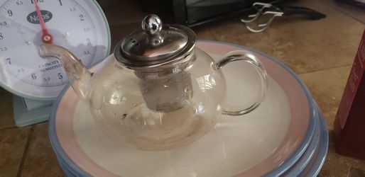 Tea kettle